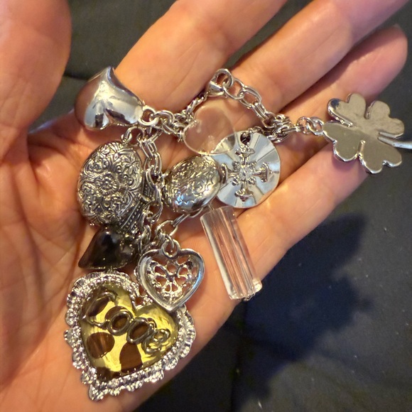 5 for 35 Silver Heart Charm bracelet - Picture 3 of 3